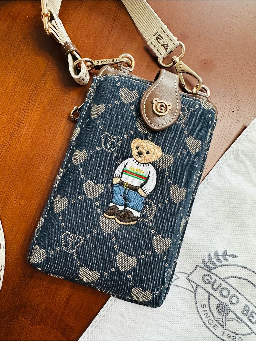 Guoo Bear Navy Phone/Wallet Crossbody with Dust Bag - Picture 2 of 7